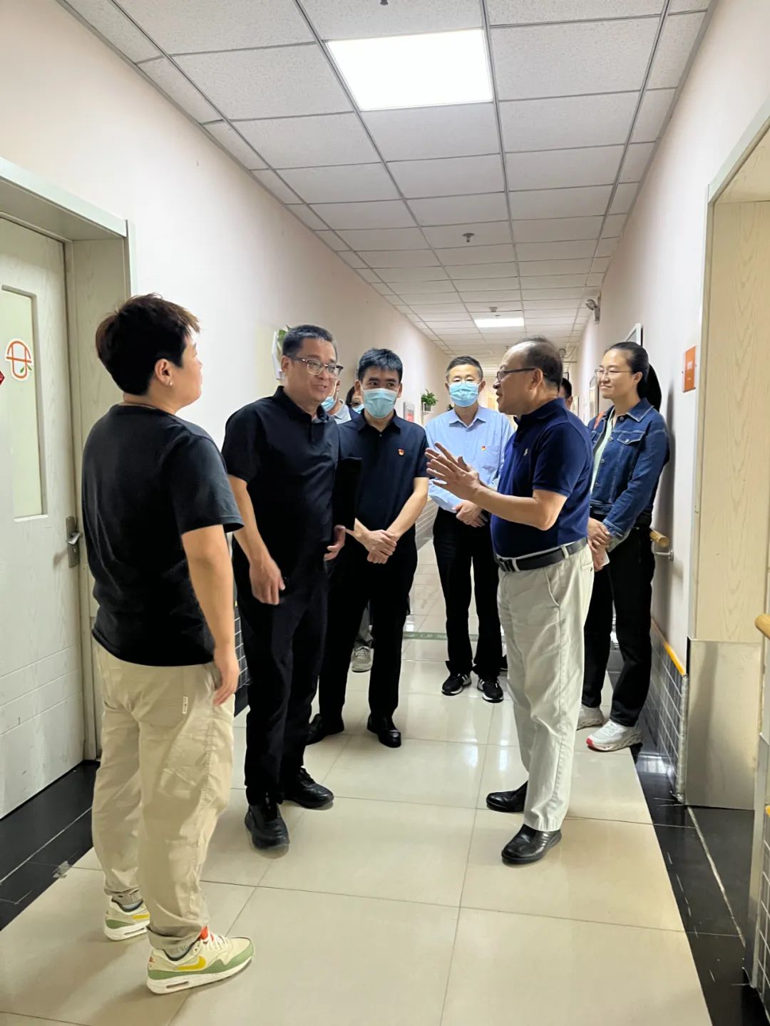 工信部离退休干部局一行到千禾养老调研.jpg